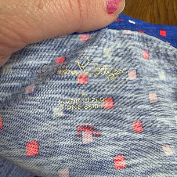 Lilly Pulitzer Etta V-Neck Top Borealis Blue Lilly Squared Size Large NWT - Picture 4 of 10